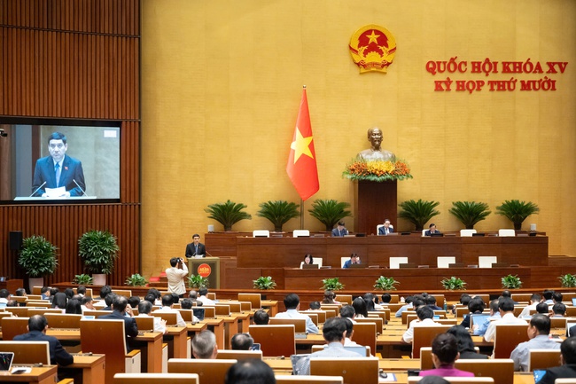 Luật Báo chí (sửa đổi): Xây dựng nền báo chí, truyền thông chuyên nghiệp, nhân văn và hiện đại - Ảnh 3. Luật Báo chí (sửa đổi): Xây dựng nền báo chí, truyền thông chuyên nghiệp, nhân văn và hiện đại - Ảnh 3.