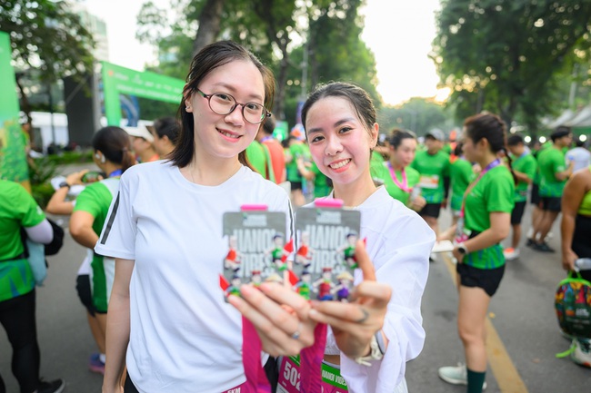 Những bóng hồng VPIM 2025 - lan tỏa năng lượng sống khỏe, sống thịnh vượng - Ảnh 9. Những bóng hồng VPIM 2025 - lan tỏa năng lượng sống khỏe, sống thịnh vượng - Ảnh 9.