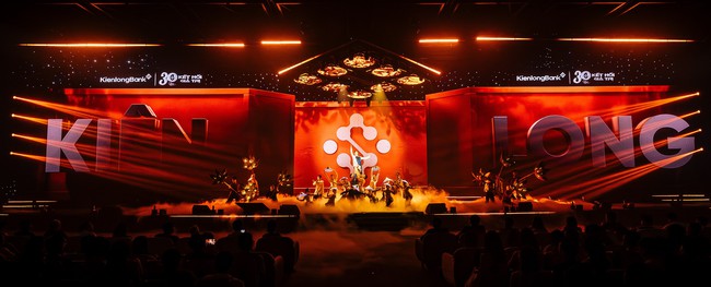 “Concert công nghệ” của KienlongBank viết tiếp hành trình 30 năm “Kết nối giá trị” - Ảnh 2.