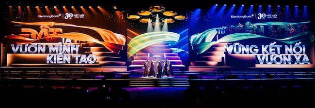 “Concert công nghệ” của KienlongBank viết tiếp hành trình 30 năm “Kết nối giá trị” - Ảnh 4.
