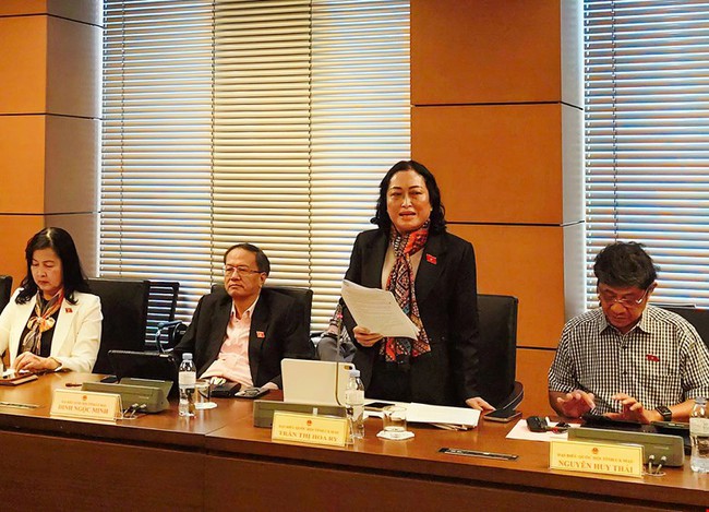 Đại biểu Quốc hội đề nghị bổ sung quy định về bản quyền tác phẩm báo chí sử dụng trí tuệ nhân tạo (AI), bảo vệ quyền tác giả - Ảnh 3. Đại biểu Quốc hội đề nghị bổ sung quy định về bản quyền tác phẩm báo chí sử dụng trí tuệ nhân tạo (AI), bảo vệ quyền tác giả - Ảnh 3.