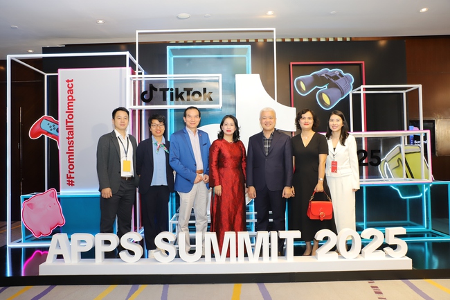 Trung tâm Chuyển đổi số Văn hóa, Thể thao và Du lịch và TikTok ký kết Biên bản ghi nhớ hợp tác - Ảnh 4. Trung tâm Chuyển đổi số Văn hóa, Thể thao và Du lịch và TikTok ký kết Biên bản ghi nhớ hợp tác - Ảnh 4.