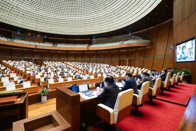 Đại biểu Quốc hội nêu 5 giải pháp, 4 kiến nghị phát triển phát triển công nghiệp văn hóa Việt Nam - Ảnh 4. Đại biểu Quốc hội nêu 5 giải pháp, 4 kiến nghị phát triển phát triển công nghiệp văn hóa Việt Nam - Ảnh 4.