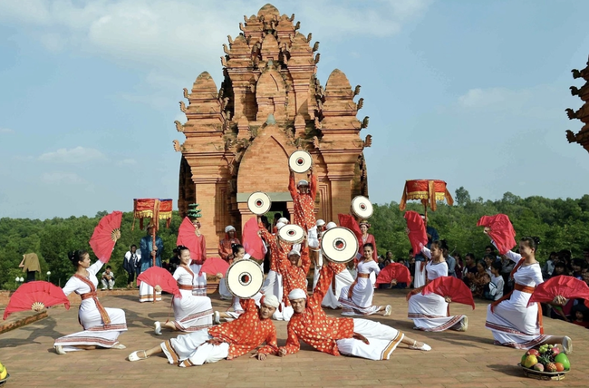 Điều chỉnh thời gian tổ chức Ngày hội văn hóa dân tộc Chăm lần thứ VI tại tỉnh Khánh Hòa, năm 2025 - Ảnh 1.