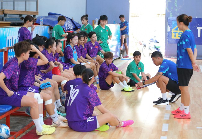 Các Đội tuyển Futsal tập trung chuẩn bị cho SEA Games 33 - Ảnh 2. Các Đội tuyển Futsal tập trung chuẩn bị cho SEA Games 33 - Ảnh 2.