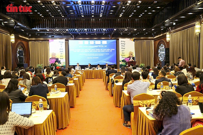 Điểm báo hoạt động ngành Văn hóa, Thể thao và Du lịch ngày 31/10/2025 - Ảnh 3. Điểm báo hoạt động ngành Văn hóa, Thể thao và Du lịch ngày 31/10/2025 - Ảnh 3.