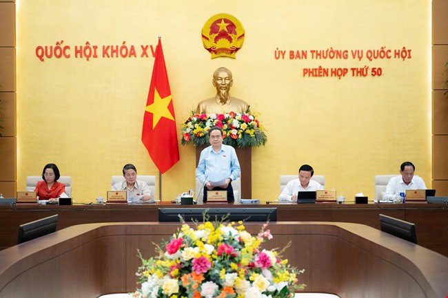 Chủ tịch Quốc hội Trần Thanh Mẫn: Tiếp tục rà soát, hoàn thiện dự án Luật Báo chí (sửa đổi)  - Ảnh 1.