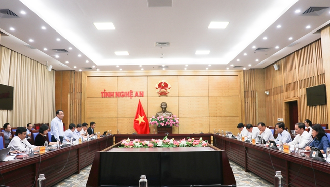 Nghệ An đẩy mạnh công tác xã hội hóa nguồn lực huy động cho công tác giảm nghèo - Ảnh 1. Nghệ An đẩy mạnh công tác xã hội hóa nguồn lực huy động cho công tác giảm nghèo - Ảnh 1.