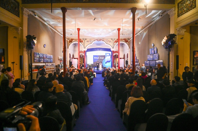 Photo Hanoi ’25 – Không gian đối thoại của nhiếp ảnh và sáng tạo đương đại - Ảnh 3. Photo Hanoi ’25 – Không gian đối thoại của nhiếp ảnh và sáng tạo đương đại - Ảnh 3.