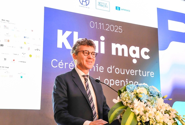 Photo Hanoi ’25 – Không gian đối thoại của nhiếp ảnh và sáng tạo đương đại - Ảnh 2. Photo Hanoi ’25 – Không gian đối thoại của nhiếp ảnh và sáng tạo đương đại - Ảnh 2.