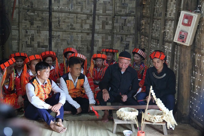 Dồn vốn cho vùng khó, nâng cấp thiết chế văn hóa góp phần giảm nghèo bền vững - Ảnh 1. Dồn vốn cho vùng khó, nâng cấp thiết chế văn hóa góp phần giảm nghèo bền vững - Ảnh 1.