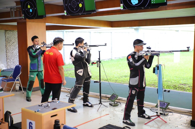 Thứ trưởng Hoàng Đạo Cương kiểm tra công tác tập luyện trước thềm SEA Games 33 - Ảnh 5.