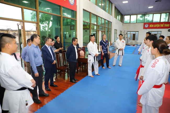 Thứ trưởng Hoàng Đạo Cương kiểm tra công tác tập luyện trước thềm SEA Games 33 - Ảnh 6.