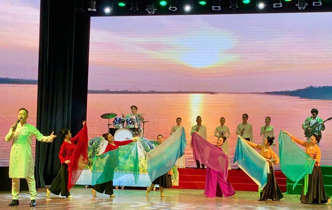 12 Đoàn tham gia Liên hoan nghệ thuật quần chúng Khu dân cư toàn quốc năm 2025 - Ảnh 2. 12 Đoàn tham gia Liên hoan nghệ thuật quần chúng Khu dân cư toàn quốc năm 2025 - Ảnh 2.