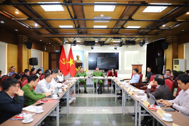 Khảo sát, đánh giá thực trạng cơ sở dữ liệu và thủ tục hành chính thuộc phạm vi quản lý của Bộ VHTTDL - Ảnh 6.