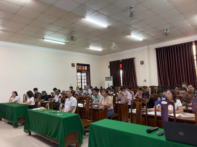 Nâng cao nhận thức về chuyển đổi số cho đồng bào dân tộc miền núi - Ảnh 2.