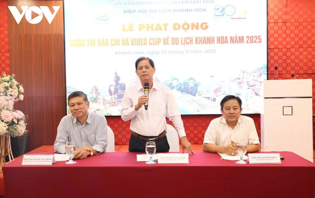 Phát động Cuộc thi báo chí và video clip về du lịch Khánh Hòa năm 2025 - Ảnh 1. Phát động Cuộc thi báo chí và video clip về du lịch Khánh Hòa năm 2025 - Ảnh 1.