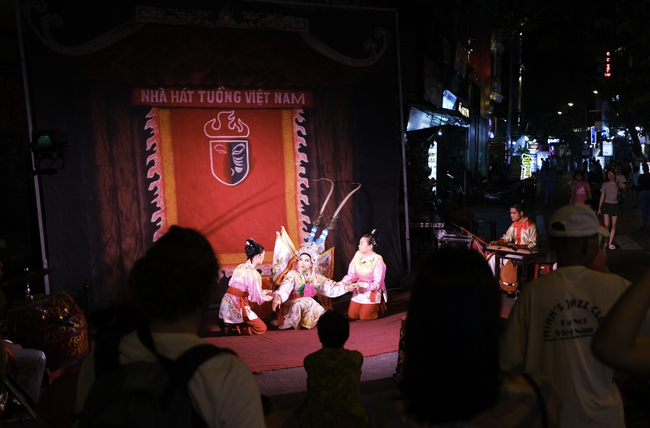 Gần 1.000 nghệ sĩ, diễn viên tham gia Liên hoan Tuồng và Dân ca kịch toàn quốc năm 2025 - Ảnh 1.