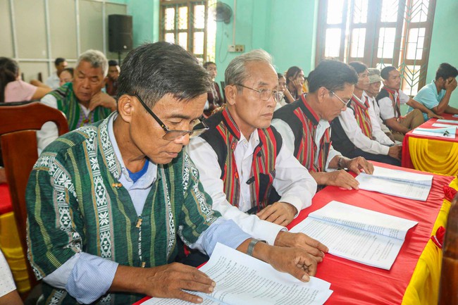 Tăng cường vai trò của hệ thống chính trị cơ sở trong thực hiện mục tiêu giảm nghèo bền vững - Ảnh 1. Tăng cường vai trò của hệ thống chính trị cơ sở trong thực hiện mục tiêu giảm nghèo bền vững - Ảnh 1.