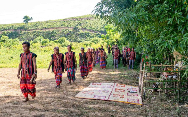 Cả nước đẩy mạnh thực hiện mục tiêu giảm nghèo đa chiều, bao trùm và bền vững theo tinh thần Nghị quyết Đại hội - Ảnh 1. Cả nước đẩy mạnh thực hiện mục tiêu giảm nghèo đa chiều, bao trùm và bền vững theo tinh thần Nghị quyết Đại hội - Ảnh 1.