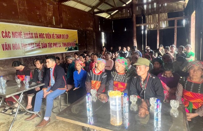 Hỗ trợ nghiên cứu, phục hồi, bảo tồn, phát huy văn hóa phi vật thể Lễ Quét làng dân tộc Phù Lá - Ảnh 1. Hỗ trợ nghiên cứu, phục hồi, bảo tồn, phát huy văn hóa phi vật thể Lễ Quét làng dân tộc Phù Lá - Ảnh 1.