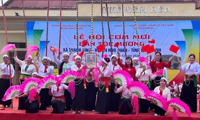 Ninh Bình: Tăng cường thực hiện các hoạt động văn hóa ở vùng sâu, vùng xa, vùng có đông đồng bào dân tộc thiểu số - Ảnh 2. Ninh Bình: Tăng cường thực hiện các hoạt động văn hóa ở vùng sâu, vùng xa, vùng có đông đồng bào dân tộc thiểu số - Ảnh 2.