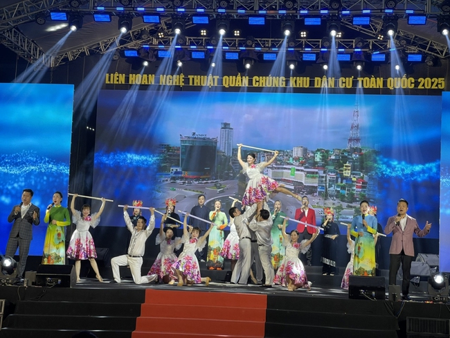 Quảng Ninh đoạt 4 giải tại Liên hoan Nghệ thuật quần chúng khu dân cư toàn quốc năm 2025 - Ảnh 1. Quảng Ninh đoạt 4 giải tại Liên hoan Nghệ thuật quần chúng khu dân cư toàn quốc năm 2025 - Ảnh 1.