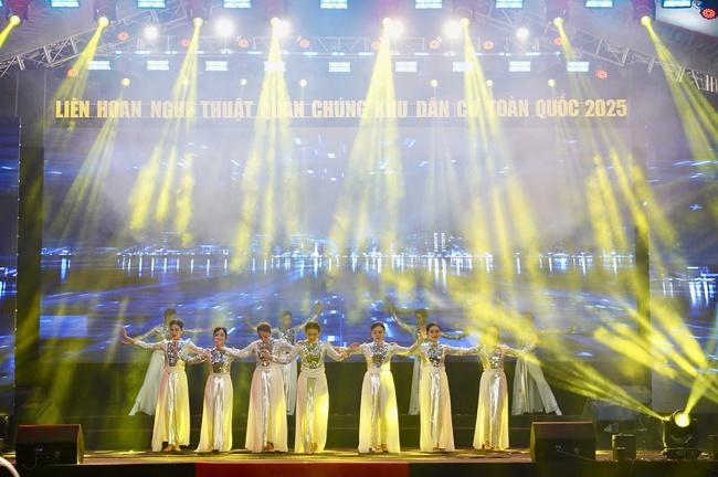 Dấu ấn từ Liên hoan nghệ thuật quần chúng Khu dân cư toàn quốc năm 2025 - Ảnh 3.