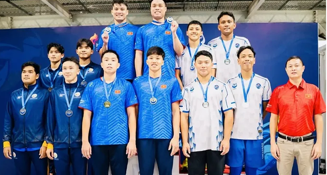 Đội tuyển lặn Việt Nam đứng đầu giải vô địch Đông Nam Á 2025 với 31HCV - Ảnh 1.