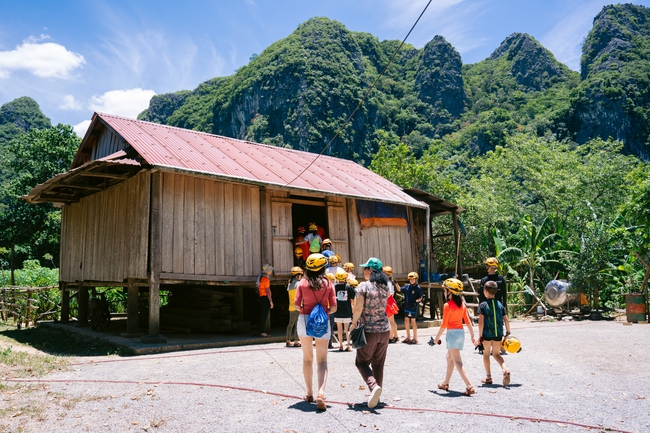 Du lịch cộng đồng trở thành sinh kế mới cho người dân vùng khó khăn - Ảnh 1.