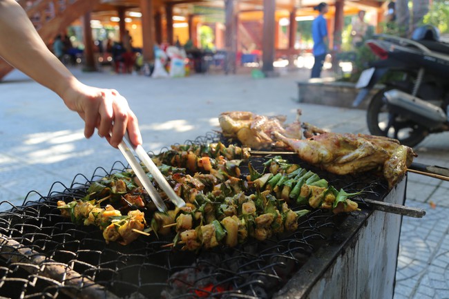 Gìn giữ văn hóa đồng bào Cơ Tu, tạo sinh kế từ du lịch cộng đồng - Ảnh 10.