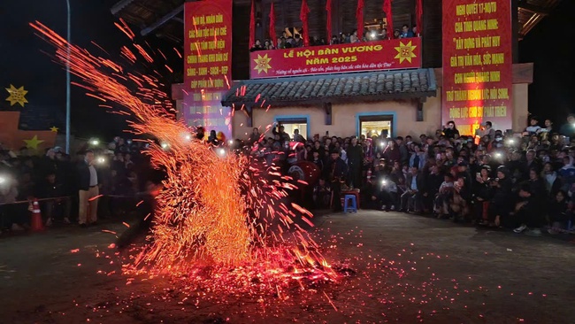Lễ hội Bàn Vương tại xã Ba Chẽ (Quảng Ninh): Ngày hội linh thiêng, mang đậm bản sắc văn hóa của dân tộc Dao - Ảnh 2.