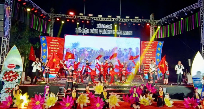 Lễ hội Bàn Vương tại xã Ba Chẽ (Quảng Ninh): Ngày hội linh thiêng, mang đậm bản sắc văn hóa của dân tộc Dao - Ảnh 1.