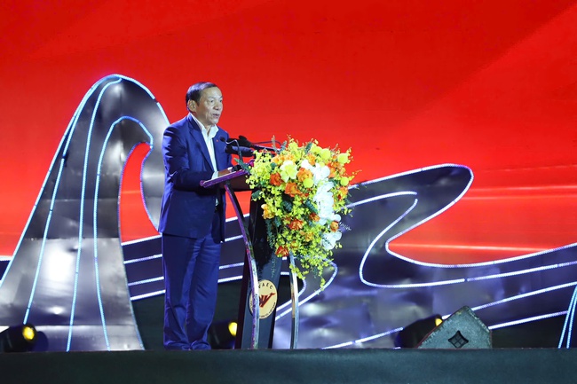 Khai mạc Tuần Đại đoàn kết các dân tộc - Di sản Văn hóa Việt Nam: Đoàn kết một lòng – Hướng về Miền Trung - Ảnh 2. Khai mạc Tuần Đại đoàn kết các dân tộc - Di sản Văn hóa Việt Nam: Đoàn kết một lòng – Hướng về Miền Trung - Ảnh 2.