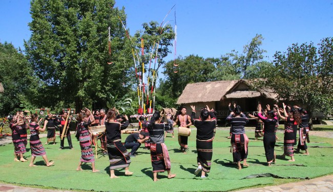 Đắk Lắk: Khai thác giá trị Không gian Văn hóa Cồng chiêng gắn với phát triển du lịch - Ảnh 6.