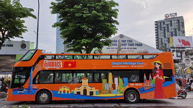 TP. Hồ Chí Minh đặt mục tiêu đón 61 triệu lượt khách trong năm 2026 - Ảnh 2.