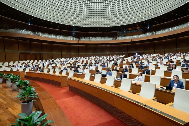 Báo chí không chỉ là phương tiện đưa tin, mà còn là lá chắn nhận thức, thiết chế bảo vệ nền tảng tư tưởng của Đảng - Ảnh 3.