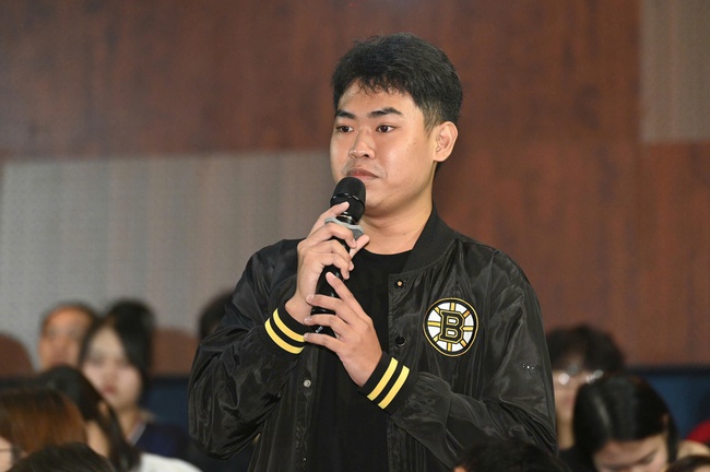 Lan tỏa tinh thần làm phim chuyên nghiệp từ buổi giao lưu với Đạo diễn Lý Hải – Nhà sản xuất Minh Hà - Ảnh 9.