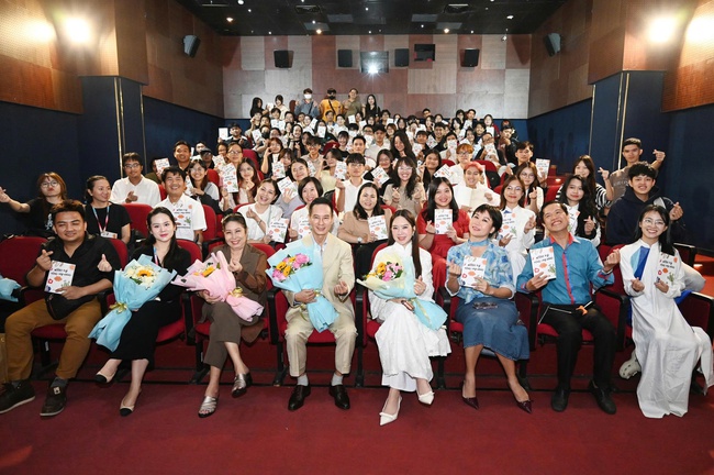 Lan tỏa tinh thần làm phim chuyên nghiệp từ buổi giao lưu với Đạo diễn Lý Hải – Nhà sản xuất Minh Hà - Ảnh 1.