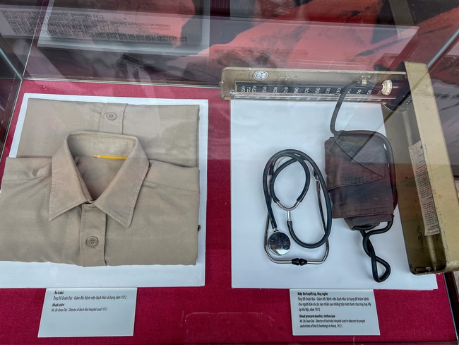 Tái hiện hào khí Điện Biên Phủ trên không qua trưng bày "Khát vọng hòa bình" - Ảnh 6. Tái hiện hào khí Điện Biên Phủ trên không qua trưng bày "Khát vọng hòa bình" - Ảnh 6.