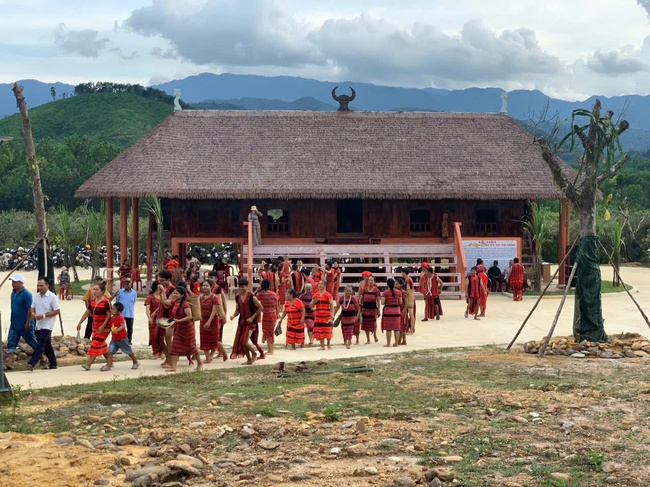 Linh thiêng A Riêu Car, "đại lễ" của đồng bào Pa Cô - Ảnh 1. Linh thiêng A Riêu Car, "đại lễ" của đồng bào Pa Cô - Ảnh 1.