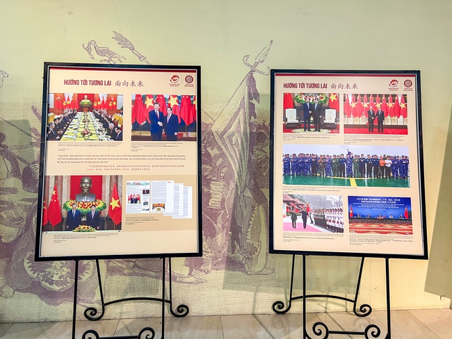 Hơn 100 tư liệu, tài liệu lưu trữ được giới thiệu tại triển lãm hợp tác hữu nghị Việt Nam - Trung Quốc - Ảnh 8.
