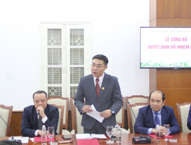 Bộ VHTTDL công bố và trao các quyết định về bổ nhiệm cán bộ - Ảnh 8. Bộ VHTTDL công bố và trao các quyết định về bổ nhiệm cán bộ - Ảnh 8.