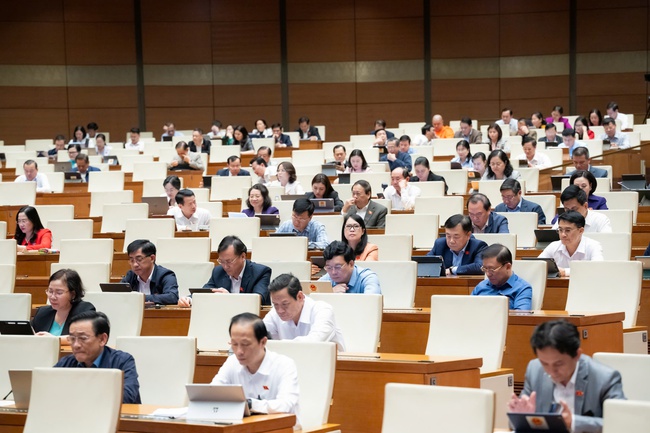 Bảo đảm báo chí Việt Nam đủ nguồn lực để thực hiện sứ mệnh định hướng dư luận xã hội trong thời đại số - Ảnh 2. Bảo đảm báo chí Việt Nam đủ nguồn lực để thực hiện sứ mệnh định hướng dư luận xã hội trong thời đại số - Ảnh 2.