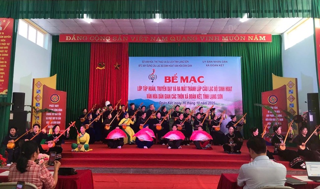 Lạng Sơn: Phát huy giá trị văn hóa truyền thống tốt đẹp của các dân tộc thiểu số gắn với phát triển du lịch - Ảnh 2. Lạng Sơn: Phát huy giá trị văn hóa truyền thống tốt đẹp của các dân tộc thiểu số gắn với phát triển du lịch - Ảnh 2.