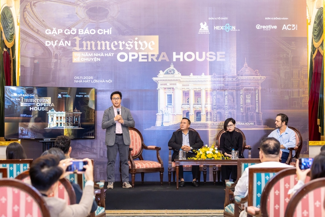 Khi Nhà hát Lớn Hà Nội kể chuyện bằng ánh sáng và âm thanh - Ảnh 5. Khi Nhà hát Lớn Hà Nội kể chuyện bằng ánh sáng và âm thanh - Ảnh 5.