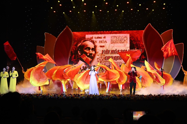 Vinh danh các tác phẩm xuất sắc tại Giải Báo chí toàn quốc “Vì sự nghiệp phát triển Văn hóa Việt Nam” lần thứ Ba - Ảnh 4. Vinh danh các tác phẩm xuất sắc tại Giải Báo chí toàn quốc “Vì sự nghiệp phát triển Văn hóa Việt Nam” lần thứ Ba - Ảnh 4.