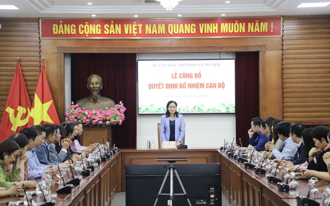 Bộ VHTTDL công bố quyết định bổ nhiệm cán bộ - Ảnh 1. Bộ VHTTDL công bố quyết định bổ nhiệm cán bộ - Ảnh 1.