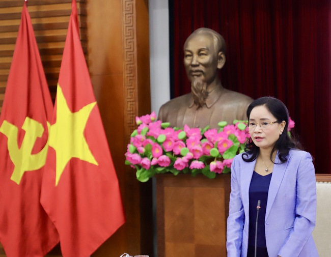 Bộ VHTTDL công bố quyết định bổ nhiệm cán bộ - Ảnh 3. Bộ VHTTDL công bố quyết định bổ nhiệm cán bộ - Ảnh 3.