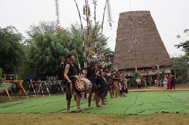 Thành công từ chu trình: Bảo tồn văn hóa- phát triển sản phẩm du lịch- nâng cao thu nhập cho cộng đồng - Ảnh 1. Thành công từ chu trình: Bảo tồn văn hóa- phát triển sản phẩm du lịch- nâng cao thu nhập cho cộng đồng - Ảnh 1.